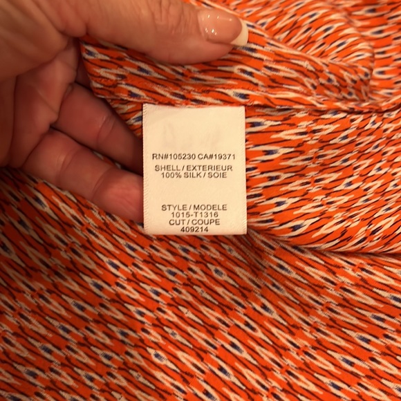 Joie 100% Silk top - Picture 3 of 5